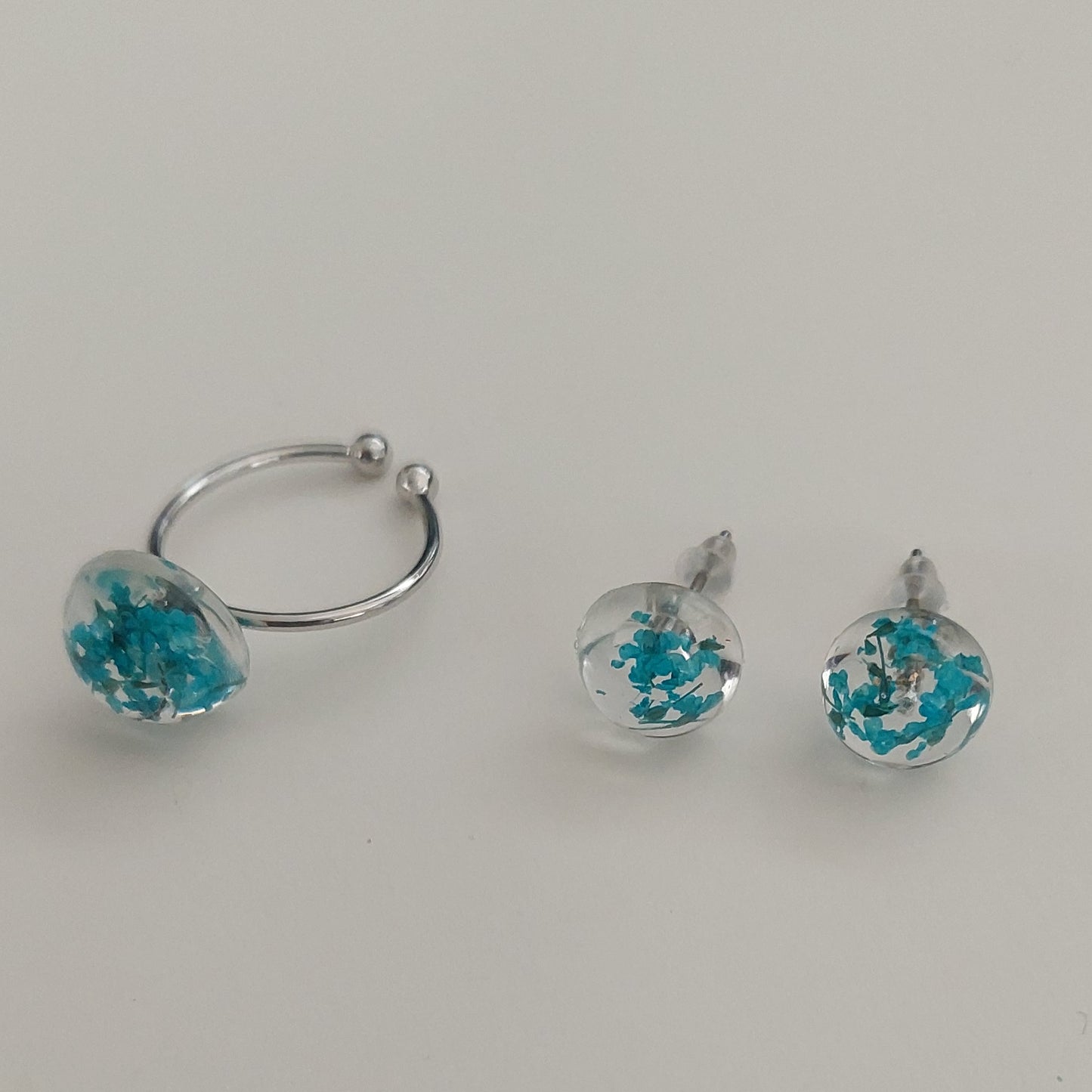 Silver color real blue flowers ring and earrings set