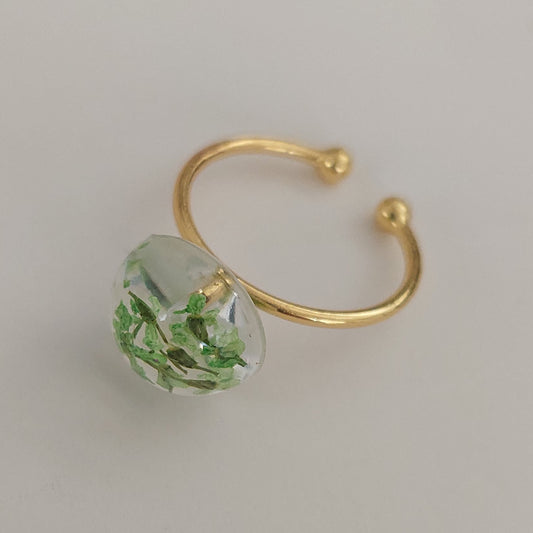 Gold color real green flowers ring