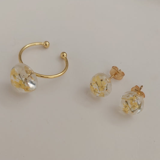 Gold color real yellow and white flowers ring and earrings set