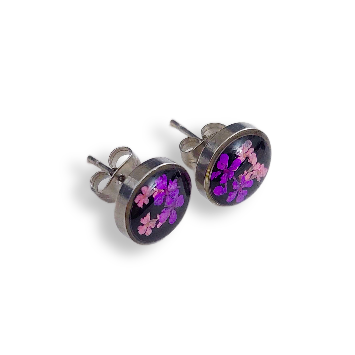 Stud earrings purple and pink color