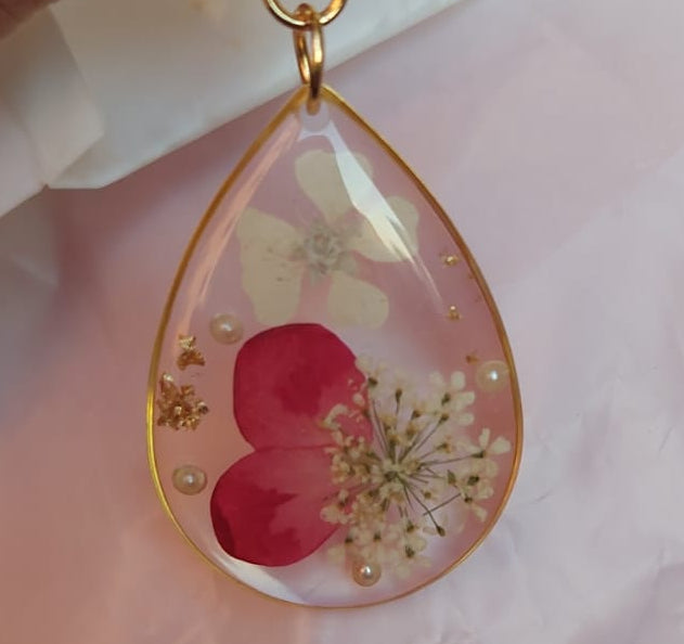 Real rose petals necklace