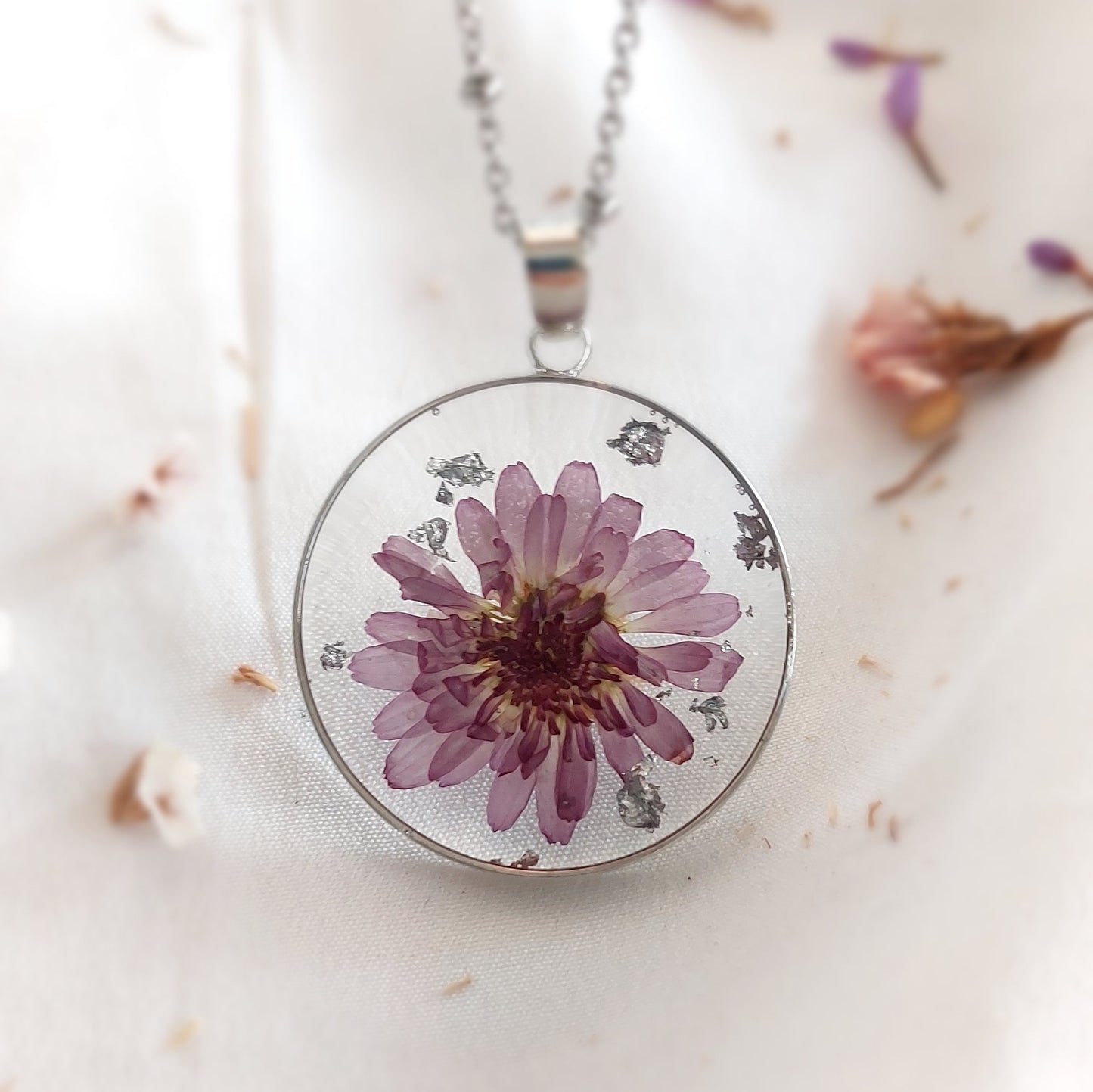 Real purple chrysanthemum flower necklace