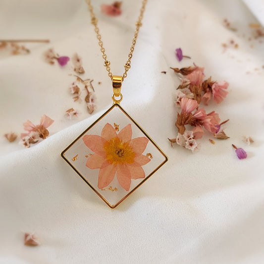 Real annunciation flower necklace